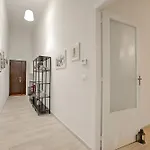 Διαμέρισμα Ravanas 314 Near Station - Happy Μπάρι