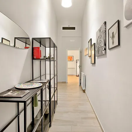 Ravanas 314 Near Station - Happy Appartamento Bari