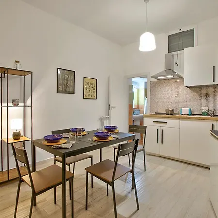Appartamento Ravanas 314 Near Station - Happy Bari